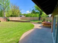 The Cozy Buffalo near Palo Duro Canyon & WTAMU Hotels in Canyon