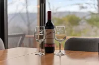 Available Thanksgiving-Firepit/Hikes/5 Wineries