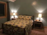 Angileen's Place at Canyon Creek - A Cabin Getaway Touched by Nature!