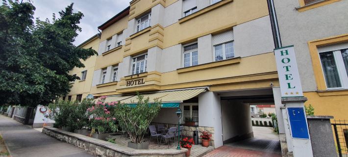 Hotel Baross Hotels in Győr
