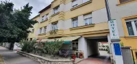 Hotel Baross