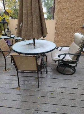 Cozy Native American Village! HOT TUB! PET FRIENDLY!Fenced-in yards!