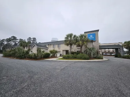 SureStay by Best Western Summerville Flowertown