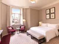The Bristol Belgrade Hotels near فوشتوفاز