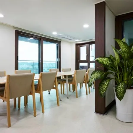 Raonstay in Perla Hotel