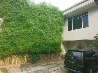 Murad Icon Jakarta Các khách sạn gần Sampoerna Strategic Square