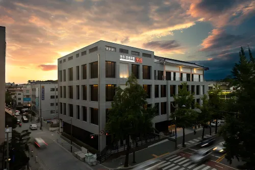 Jeonju Tourist Hotel Kkotsim - 駐車場