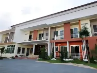 Palm Hill Resort