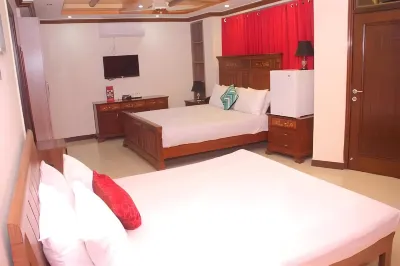 Hotel City Paradise Hoteles cerca de PC Outdoor Furniture