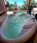 Charming 2-bedroom house in beautiful Port Charlotte with Pool, Hot tub, & WiFi