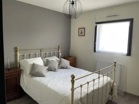 Maison Récente Avec Tous les Équipements Traditionnels Très Bien Situé