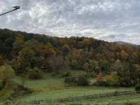 Shenandoah Serenity - Luxurious Mountain Cabin - Swimming Pool, Spa, Jacuzzi!