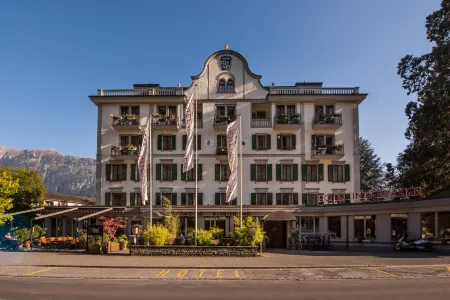 Hotel Interlaken Отели в г. Бёниген