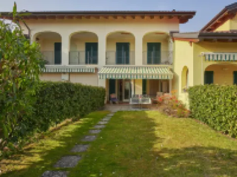 Paradiso Hotel a Gravedona ed Uniti