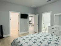 Brand New Tampa Oasis with Private Jacuzzi Retreat Hotels in Cheval