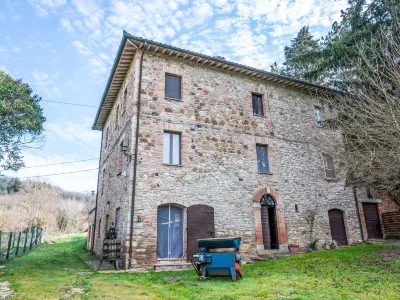 San Damiano Hotels near L'Idea Pasta