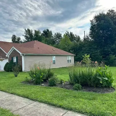 Charming 2-bedroom townhome with High Speed wifi and smart TV’s in Radcliff