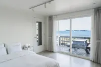 Taean Stay Monday Pension