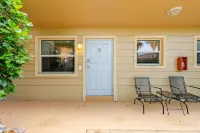 Sunny Retreat: Cozy APT in WPB #2