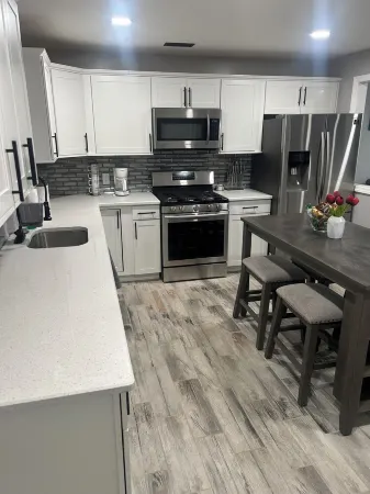 Lovely 2nd floor apartment