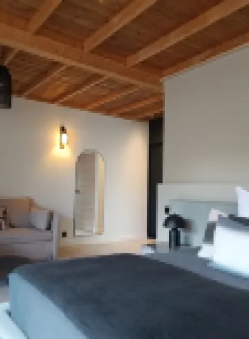 Hôtel les Suites du Maquis