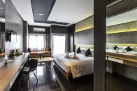 Cresco Hotel Buriram - Boutique