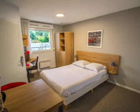 Kosy Appart'hôtel le Champ de Mars Reims Hotels in Reims