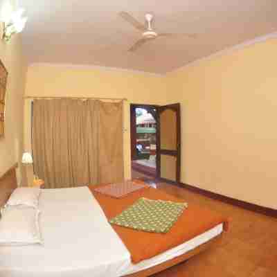 Gujarat Bhavan Hotel Rooms