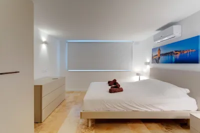 Modern 2 Bedroom Apartment in St Julians Hoteles en Swieqi