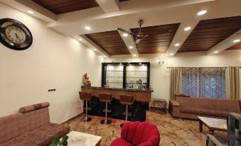 The Paradise - Luxury 3BR Villa near the Airport in Dehradun