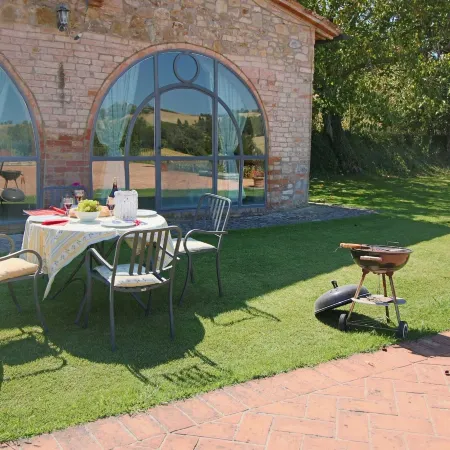 Cottage in Todi with Pool and Terrace