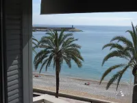 The Beach House Studios & Suites - Ocean View