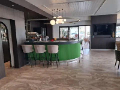 ザフィリア マタラのホテル