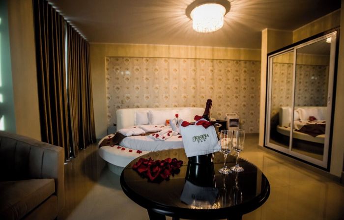 Joneya Hotel