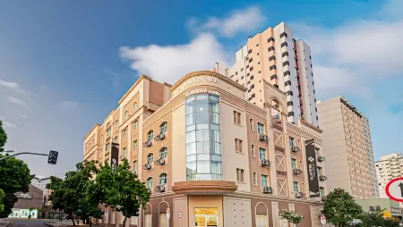 Manhattan Floor Отели рядом с достопримечательностью «Botanical Garden of Curitiba»