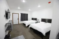 Bears Den Motel Hotels in Kettle River Township