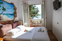 Cosmo Beach Hotel  호텔