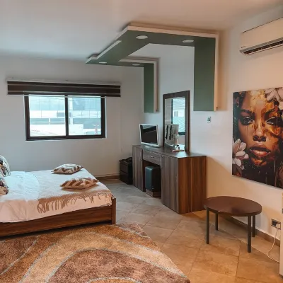 Sky Suites OSU Hotels near Labadi