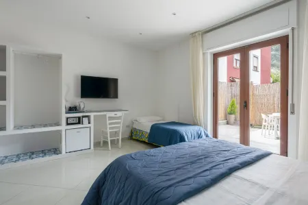 Giardino Archeologico Отели рядом с достопримечательностью «Собор Святых Филиппа и Иакова»