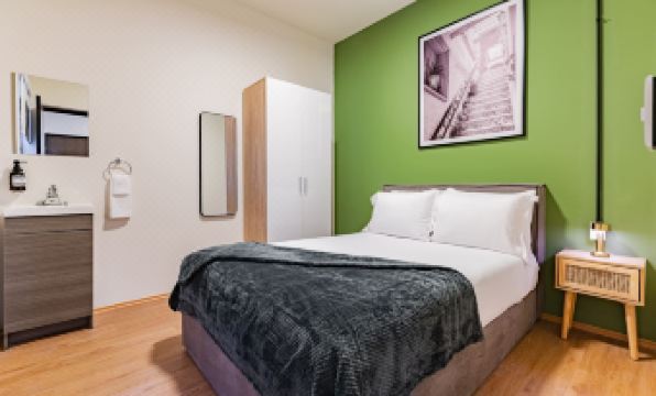 Mariano Escobedo Apartments by VH