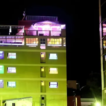 ZAN LODGE Отели рядом с достопримечательностью «Grand Friday Mosque»