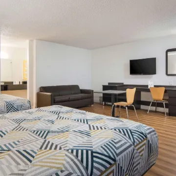 Motel 6 Addison, TX - Dallas