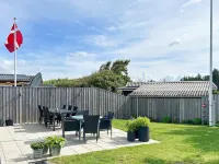 6 Person Holiday Home in Logstor