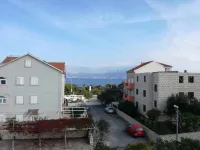 Apartment Roksy Hotels in Dol