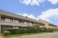 Kyriad Direct le Havre Est - Gonfreville Hôtels à proximité de : Auchan Hypermarché Montivilliers
