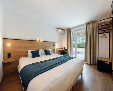 The Originals City, Hôtel Azur, Fos-Sur-Mer Hotels in Bouches-du-Rhone