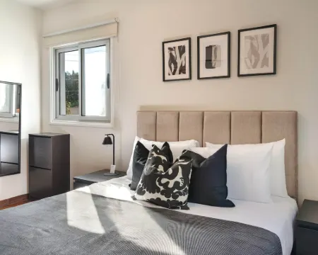 Phaedrus Living Evergreen Nicosia City Residence Hotéis em Strovolos