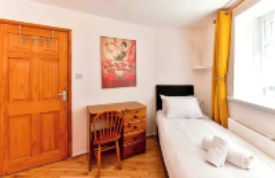 Host & Stay - Oxford Street House