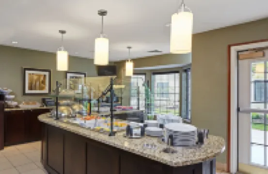 Staybridge Suites 長椅