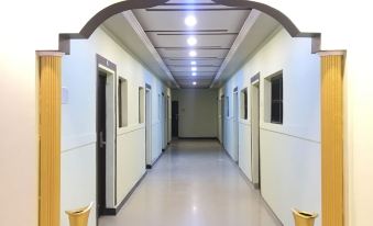 Hotel Mangalam Palace - Lucknow Airport